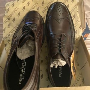 Deer Stag Men’s Dress shoes- Brand new in box- Never worn- size 12W- Brown color